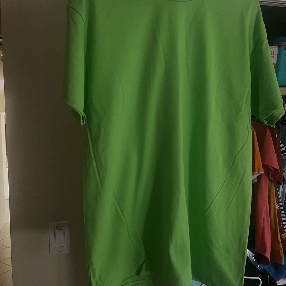 Gildan Men's Modern/Fitted Lime Size Large